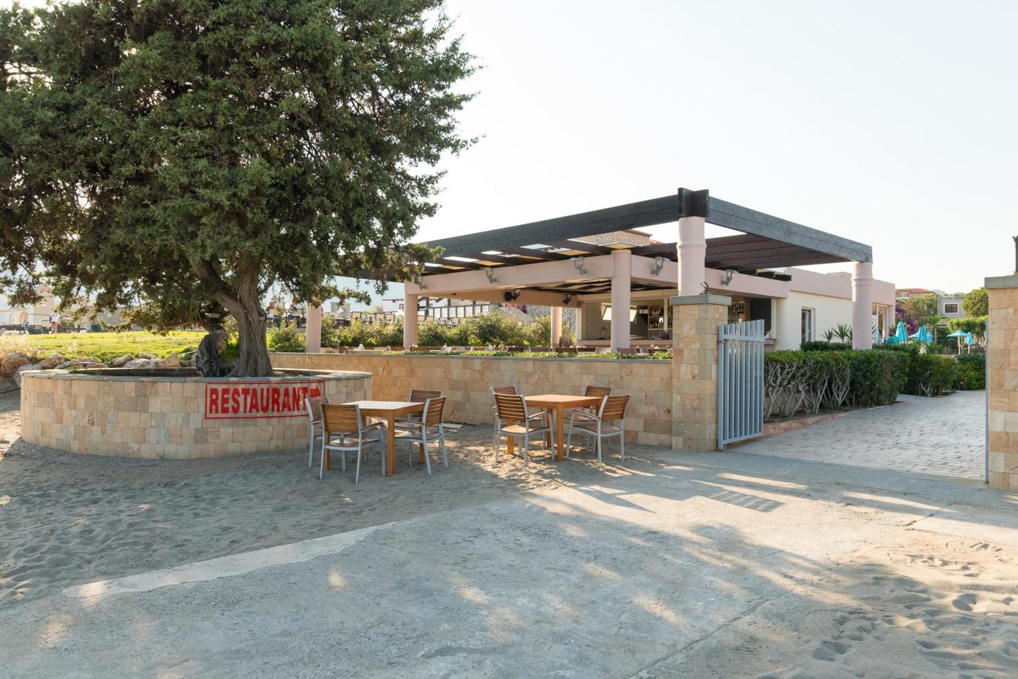 Amaryllis Front Beach Hotel Лардос Экстерьер фото