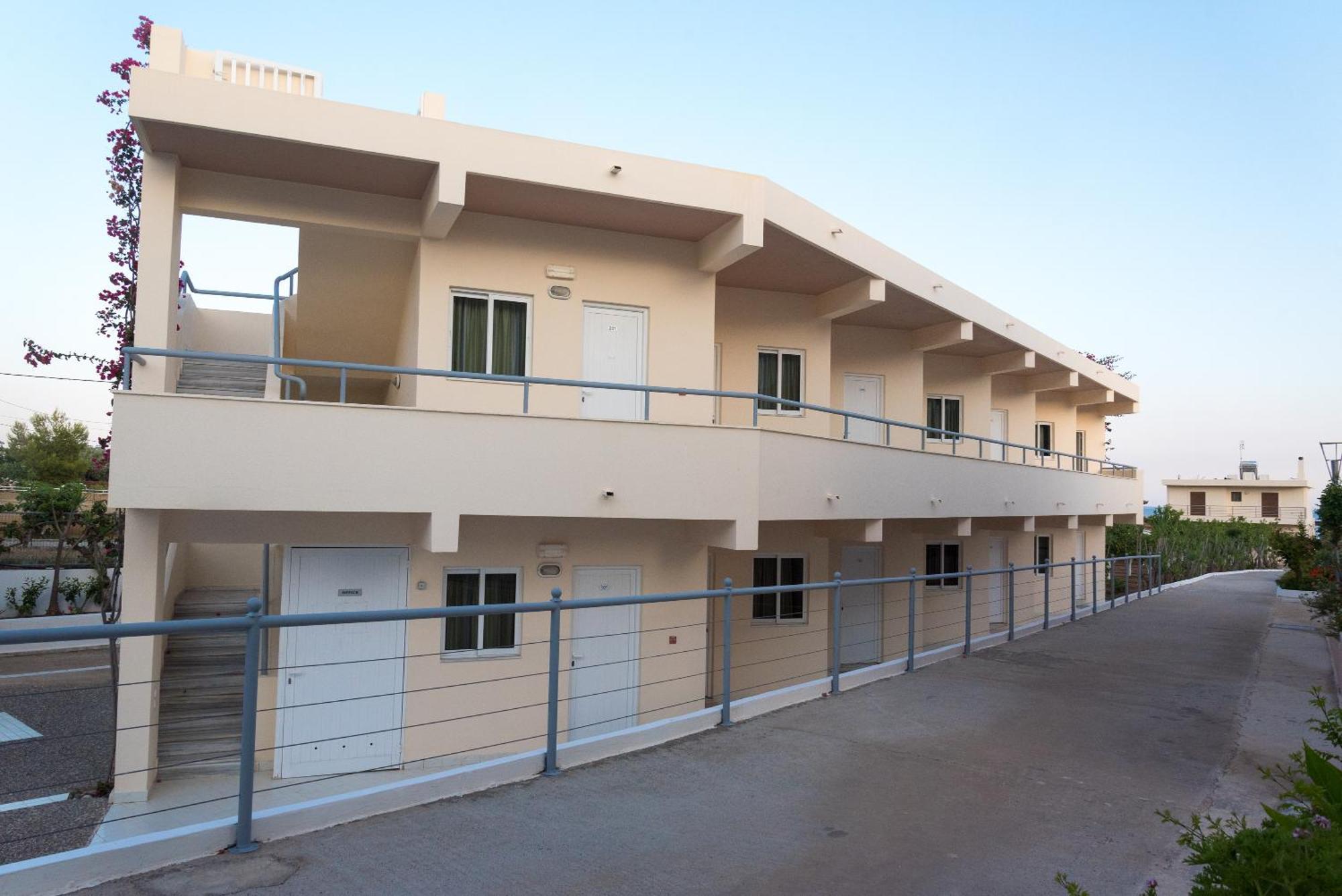 Amaryllis Front Beach Hotel Лардос Экстерьер фото