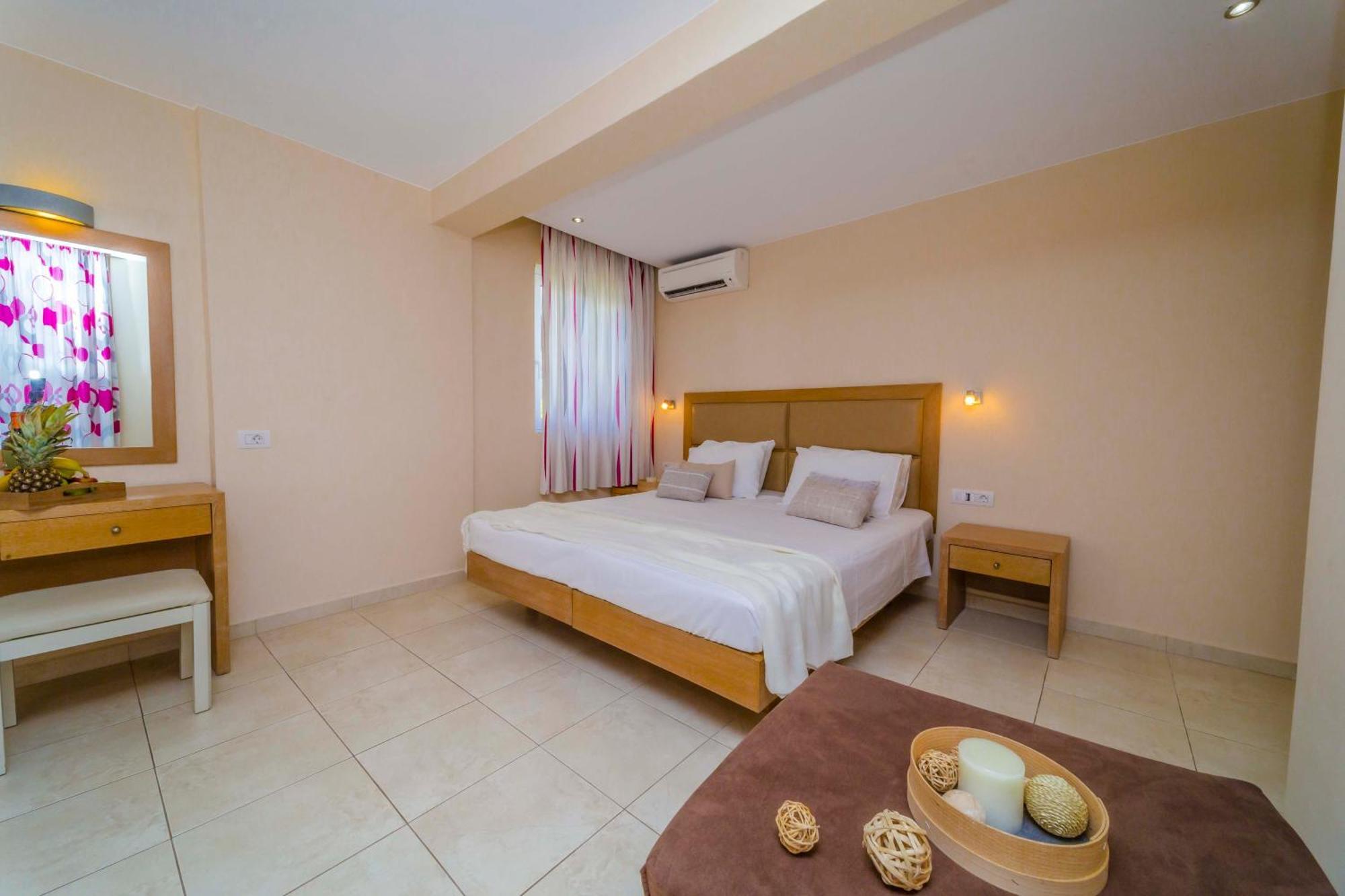 Amaryllis Front Beach Hotel Лардос Экстерьер фото