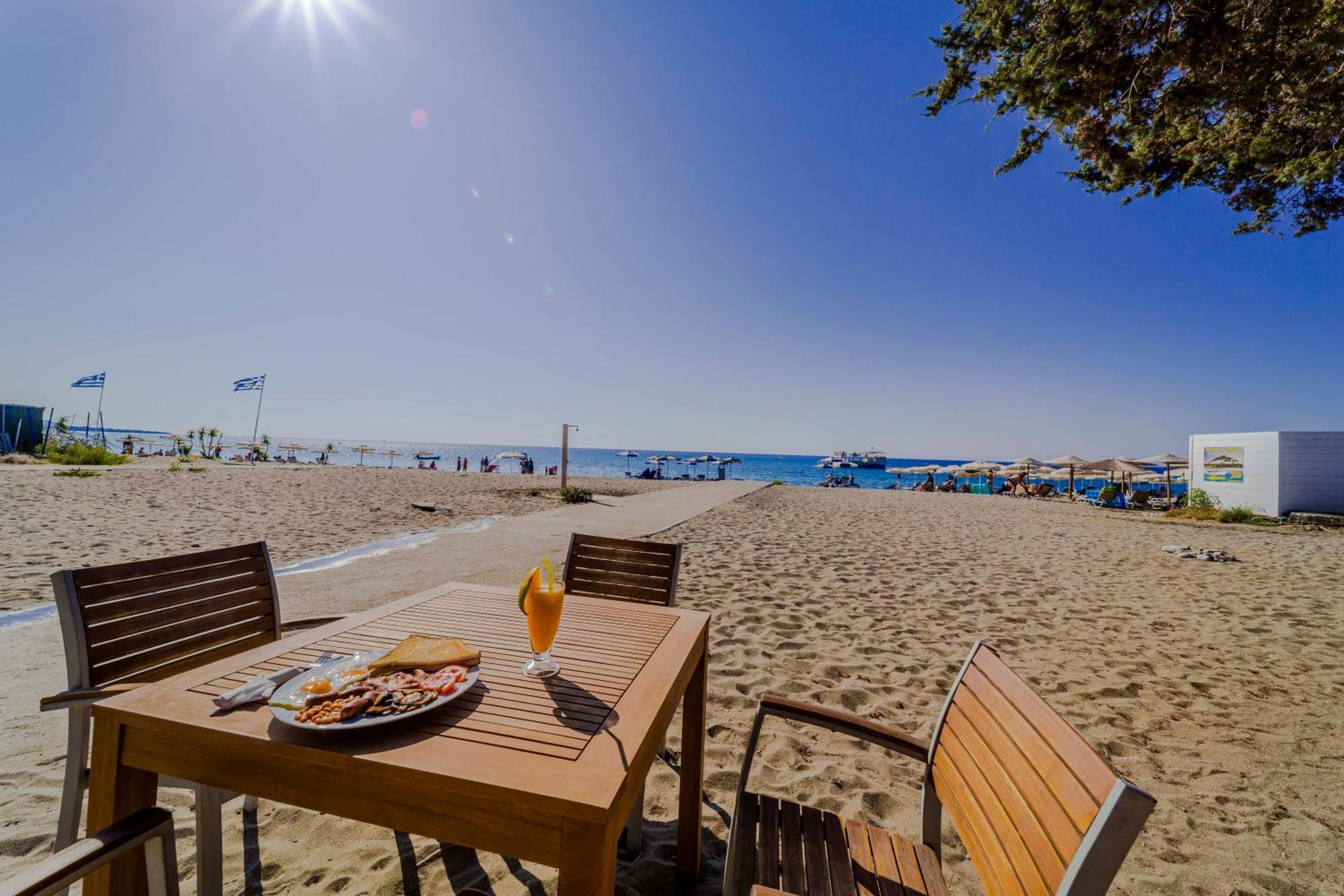 Amaryllis Front Beach Hotel Лардос Экстерьер фото