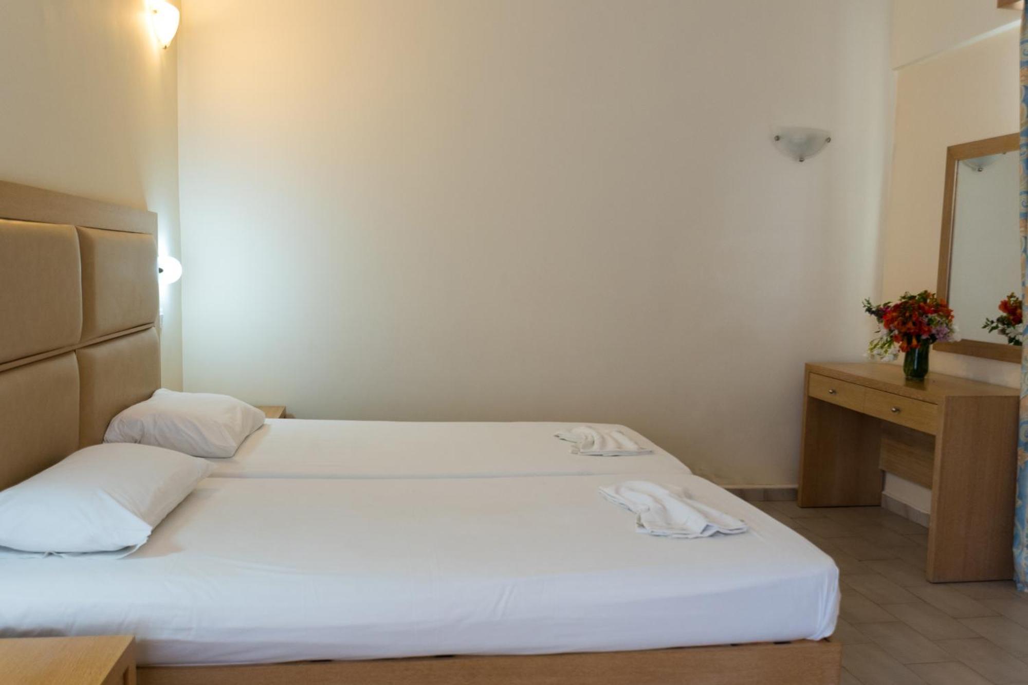 Amaryllis Front Beach Hotel Лардос Экстерьер фото